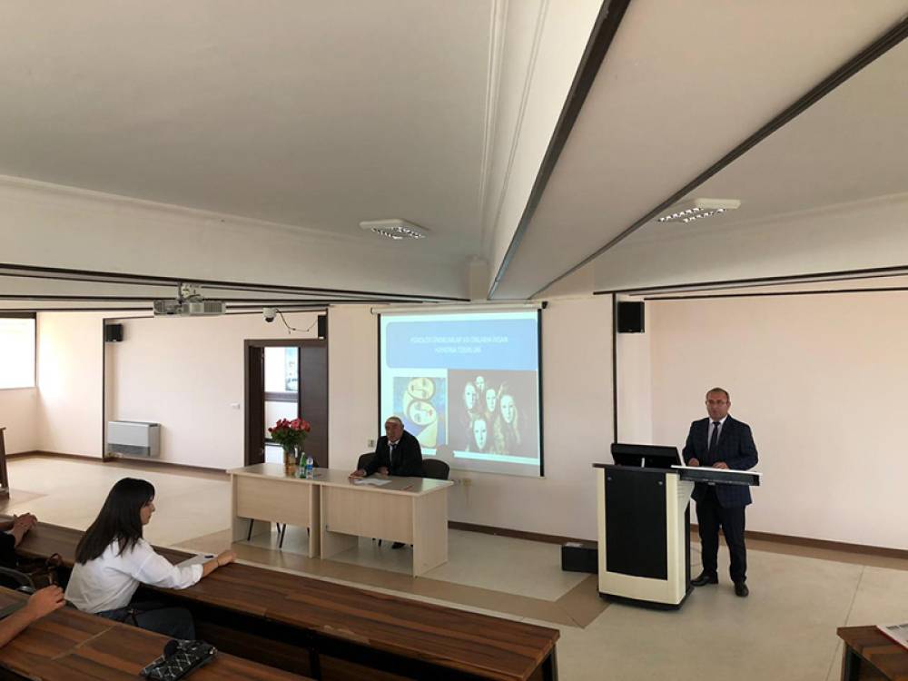 Psixoloji sindromlar və onların insan həyatına təsirləri mövzusunda təlim keçirilib