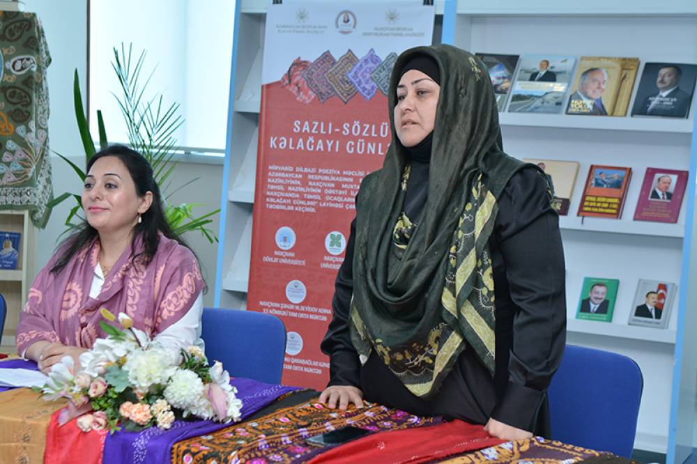 Naxçıvan Dövlət Universitetində “Sazlı-sözlü kəlağayı günləri” adlı ədəbi-bədii kompozisiya keçirilib