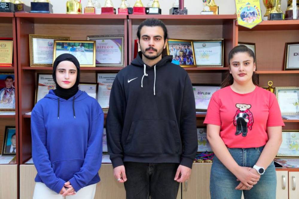 NDU-nun tələbələri Stolüstü tennis birinciliyində yarışın qalibi olublar