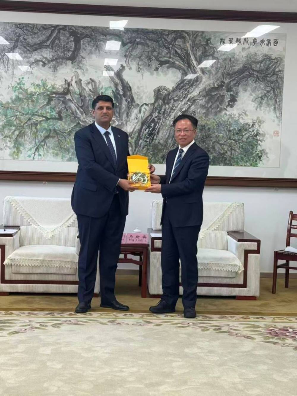 NDU və Çinin  Sincan (Xinjiang University) Universiteti əməkdaşlığa başlayır