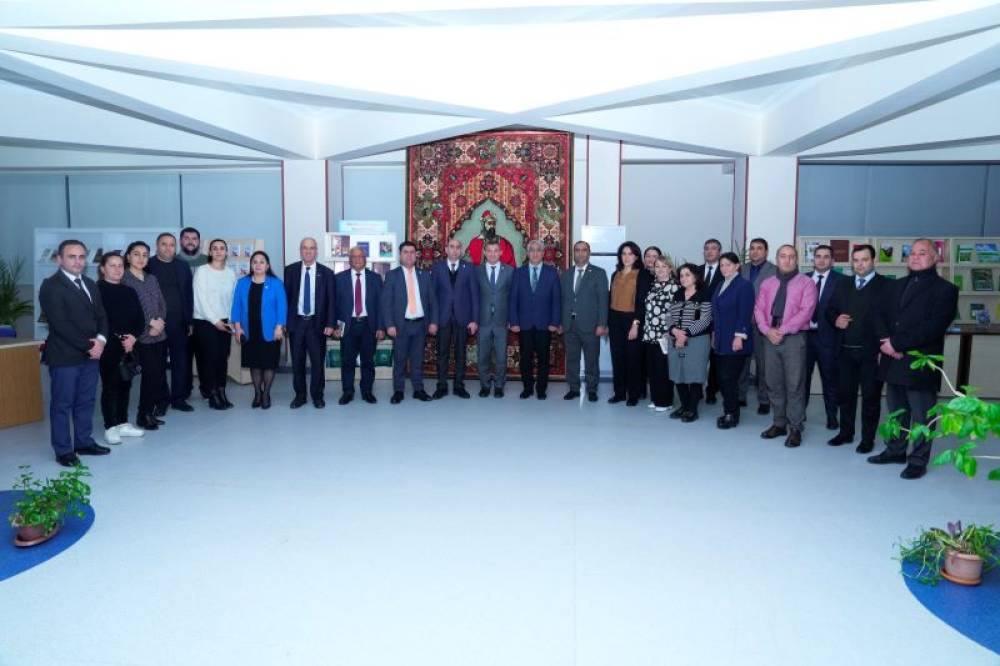 Naxçıvan Dövlət Universitetində “Naxçıvan Muxtar Respublikası-100: yeni iqtisadi reallıqlar və davamlı inkişaf” adlı dərs vəsaitinin təqdimatı keçirilib