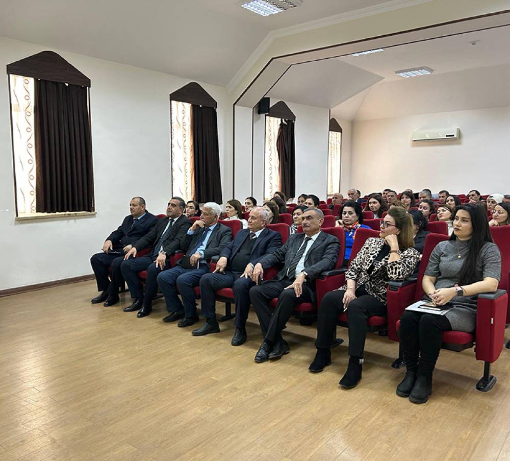 Naxçıvan Dövlət Universitetində Fizika riyaziyyat fakültəsinin “Ümumi riyaziyyat”, “Ümumi və nəzəri fizika” və “İnformatika” kafedralarının illik elmi hesabatları dinlənilib