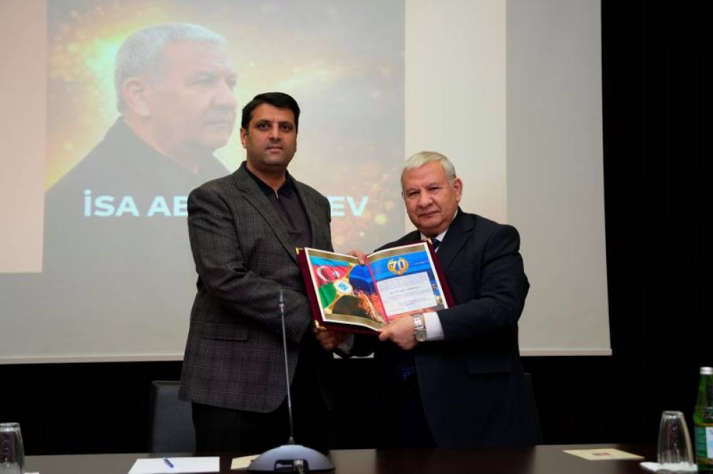 Naxçıvan Dövlət Universitetində professor İsa Abdullayevin 70 illik yubileyi qeyd olunub