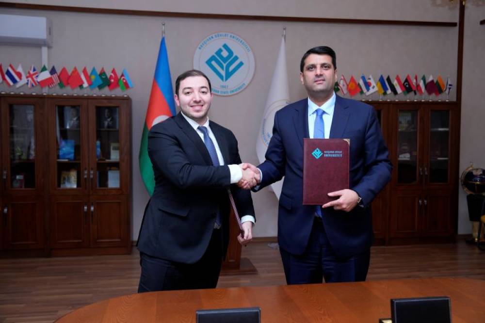 Naxçıvan Dövlət Universiteti ilə Milli Süni İntellekt Mərkəzi arasında əməkdaşlığa dair memorandum imzalanıb.