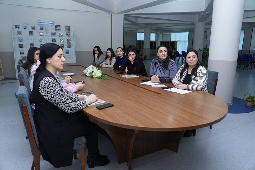 NDU Elmi Kitabxanasında ADA Universiteti Kitabxanasının direktoru Elçin Məmmədovla onlayn görüş keçirilib.