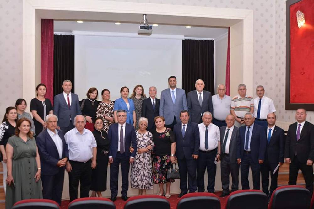 Naxçıvan Dövlət Universitetində tanınmış cərrahın yubiley tədbiri təşkil edilib