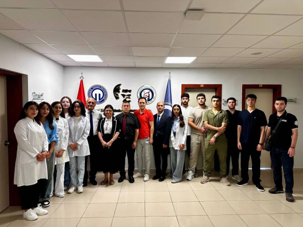 NDU-nun 240 nəfərlik professor-müəllim və tələbələrdən ibarət heyətinin bir qrupu Türkiyənin Qara Dəniz Texniki Universitetinin Farabi xəstəxanasında Tibbi təcrübə dövrünə başlayıb