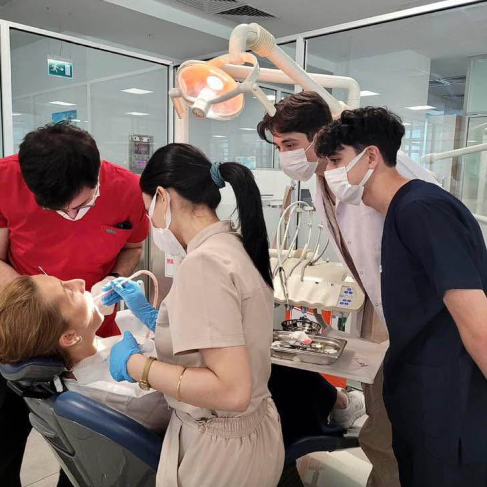 Naxçıvan Dövlət Universitetin  professor-müəllim və tələbələrdən ibarət heyəti Türkiyənin nüfuzlu ali təhsil ocaqlarında təcrübə prqramında iştirak edirlər