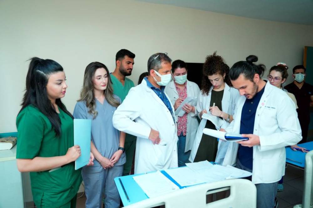 Tibb fakültəsinin 2 həkim, 32 tələbədən ibarət bir qrup heyəti Türkiyənin nüfuzlu Qazi Universitetinin Tibb fakültəsində təcrübədə olublar