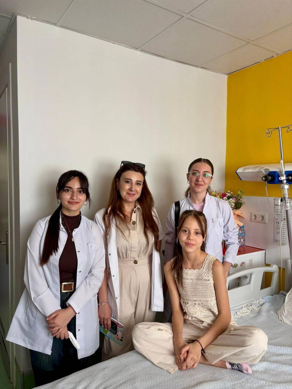 NDU-nun Tibb fakültəsinin 3 həkim, 3 müəllim, 9 həkim-rezident və 43 tələbədən ibarət heyəti İzmir şəhərində Ege Universitetinin Tibb fakültəsində təcrübə proqramında iştirak edirlər