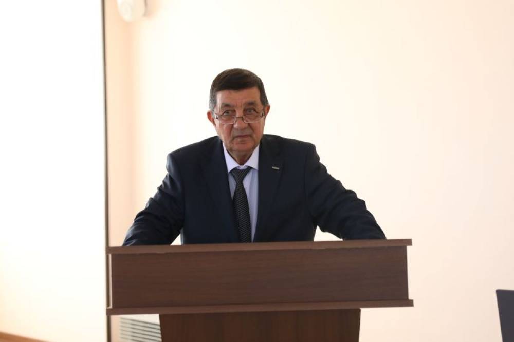 Naxçıvan Dövlət Universitetinin Təbiətşünaslıq və kənd təsərrüfatı fakültəsində elmi-nəzəri seminar keçirilib