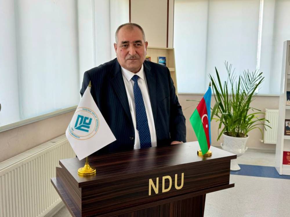 Naxçıvan Dövlət Universitetində şair-dramaturq Həsənəli Eyvazlı ilə görüş keçirilib