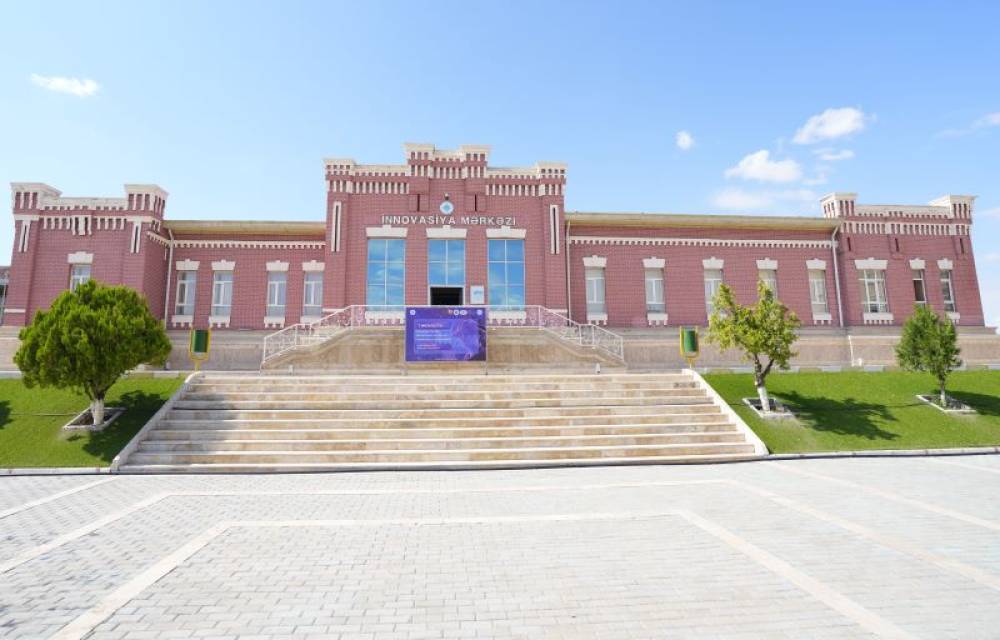 NDU-da Naxçıvan İnnovasiya Mərkəzinin açılışı olub və  “İnnovasiya və davamlı inkişaf yeni ideyalar və həllər” mövzusunda I Beynəlxalq Elmi konfransı başlayıb