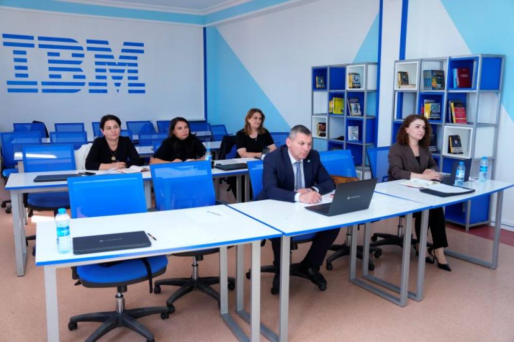 NDU-da beynəlxalq akkreditasiya məqsədilə onlayn seminarlar keçirilir