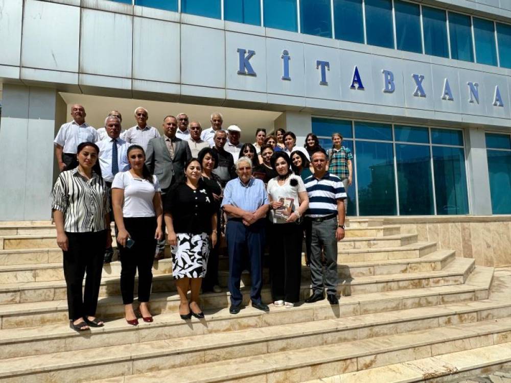 Naxçıvan Dövlət Universitetində musiqi sənətinə dair kitabın təqdimatı olub