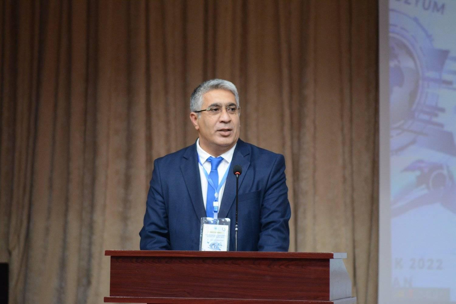 Əşrəf Ələkbərov